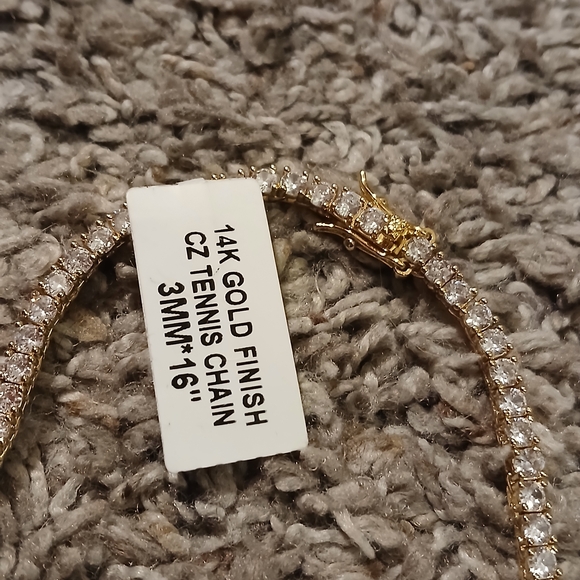 💖✨ Fashion Heart Tennis Necklace | NWT | Gold Finish | CZ Sparkle ✨💖 - Picture 8 of 11